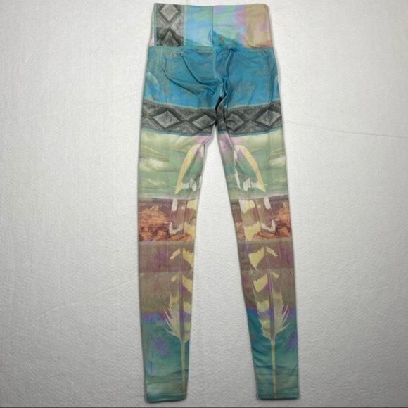 Teeki Women’s Hot Pant Tarot Magick Pattern‎ Size XS - Picture 2 of 9